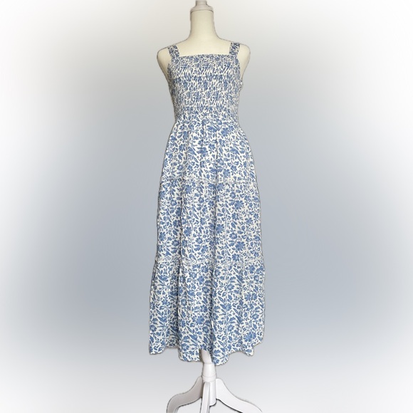 SHEIN Blue and White Halter Sundress Maxi - Picture 4 of 5